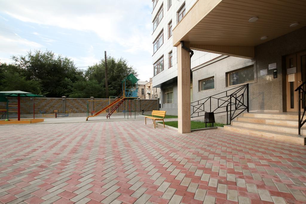 Oscar'S Apartments Μπισκέκ Εξωτερικό φωτογραφία